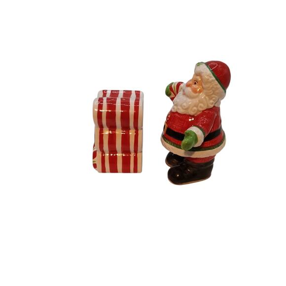 Fitz And Floyd 2008 Peppermint Santa Christmas Salt & Pepper Shakers - Picture 3 of 9
